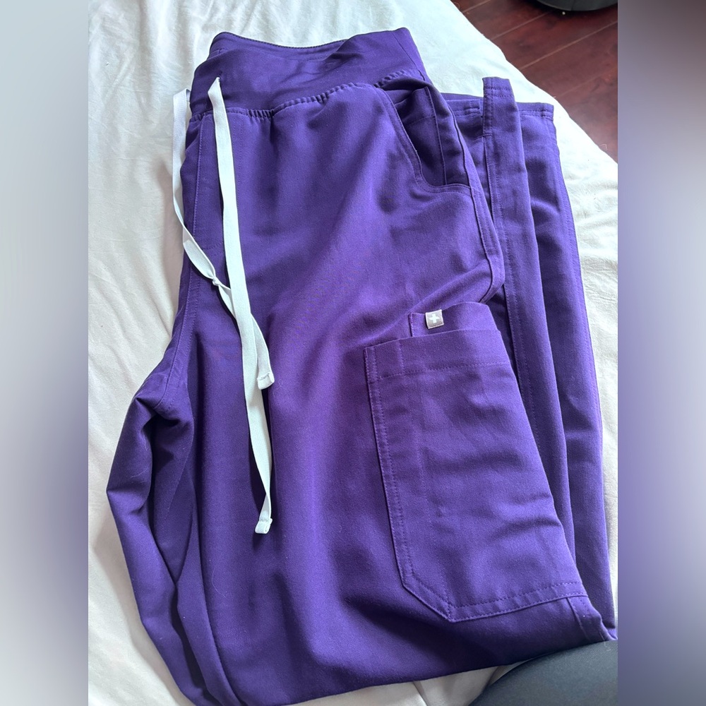 🚫SOLD🚫Figs Purple Jam Large Tall Zamora